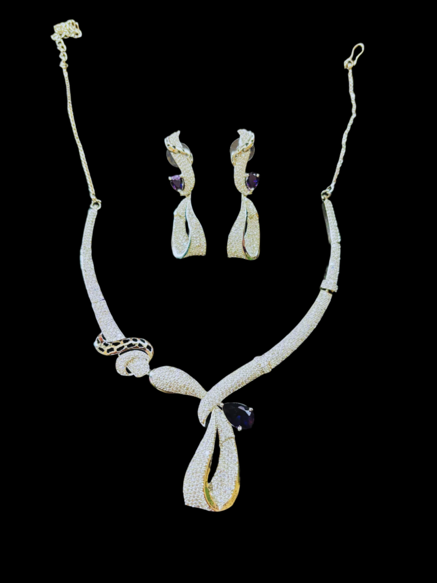 Beautiful Teardrop American Diamond Neckless