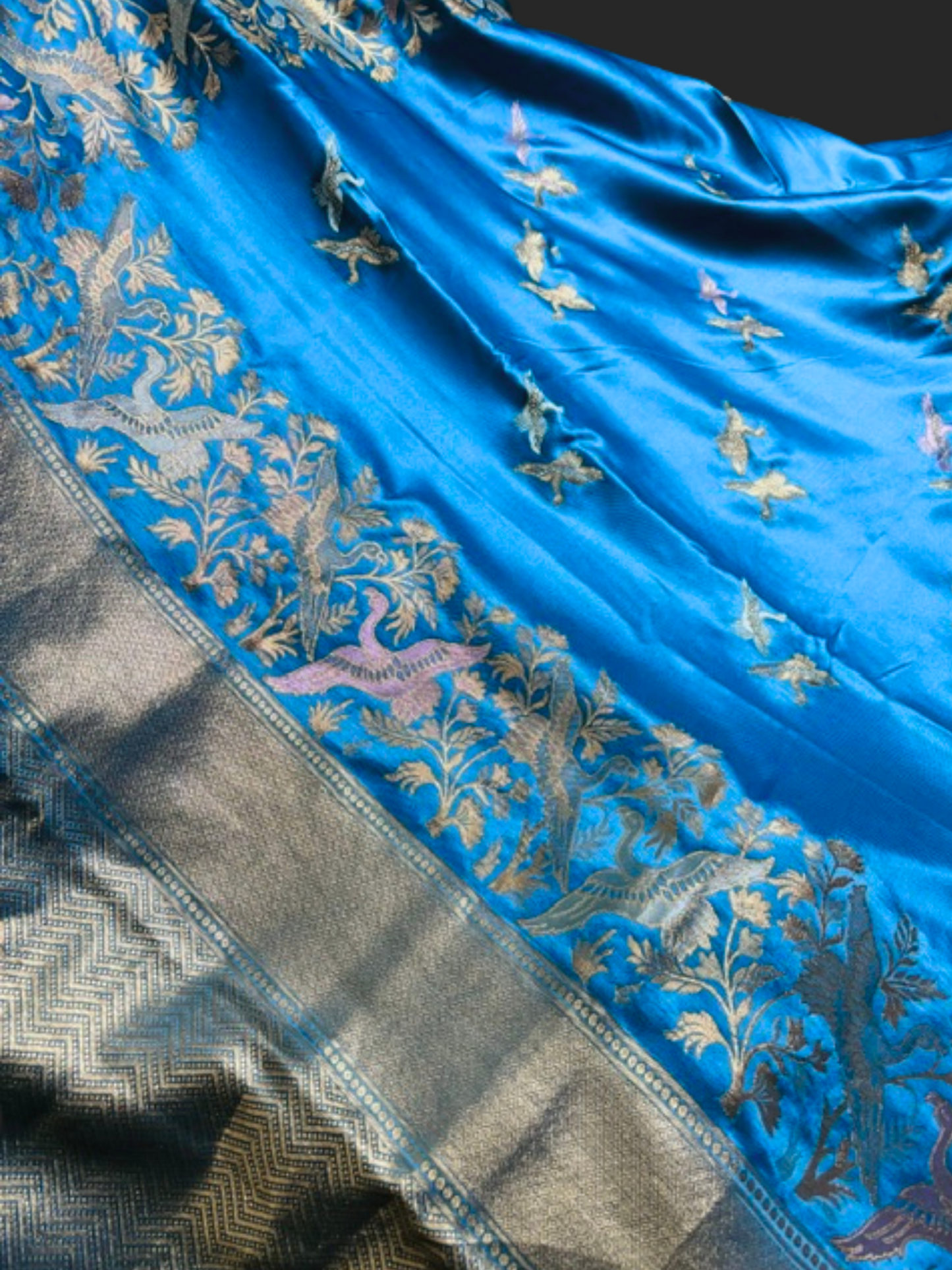 Rivayat Muslin Satin Silk Saree with Unstitched Blouse – Timeless Grace & Lustrous Drape