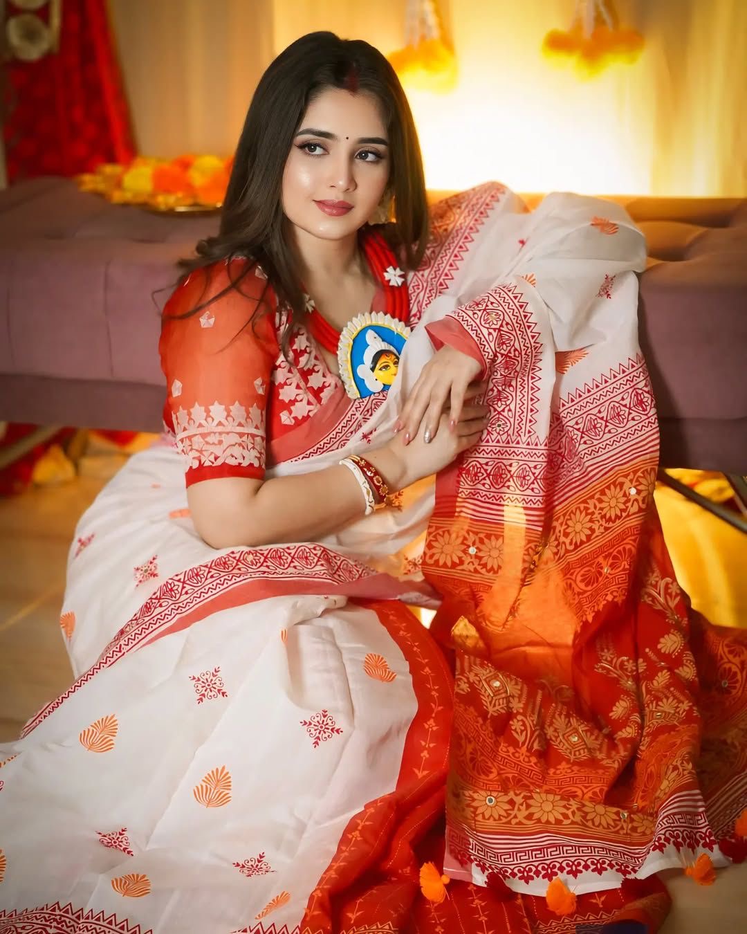 Heavy Linen Saree with Perfectly Matched Pallu Blouse piece