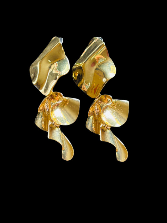 Anti-Tarnish Leafy Shape Elegant Nature-Inspired Design