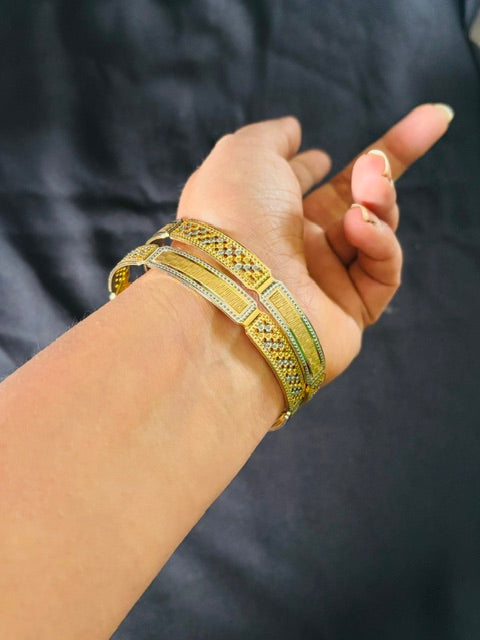 Elevate your traditional look with this premium anti-tarnish kada, crafted with one gram gold plating