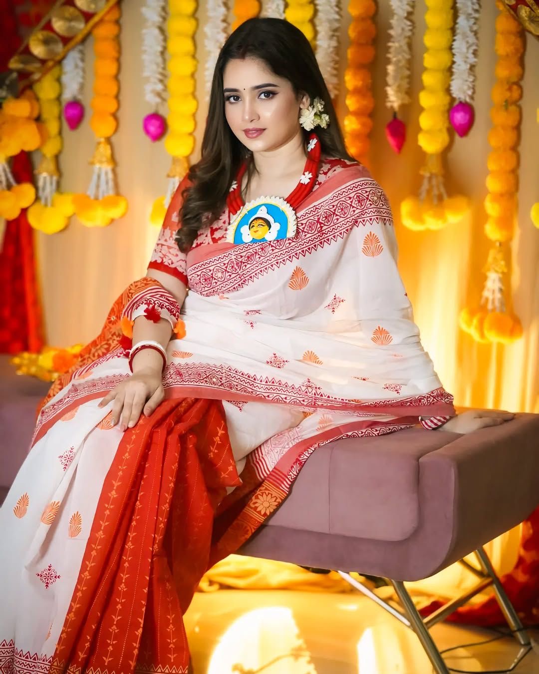 Heavy Linen Saree with Perfectly Matched Pallu Blouse piece