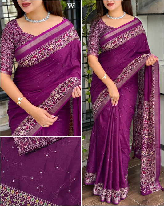 Pure Mul Cotton Ajrakh Printed Saree with Running Blouse | Zari Jacquard Border | Thread & Sequin Zaal Work | Tassels on Pallu (6.30 Mtrs)