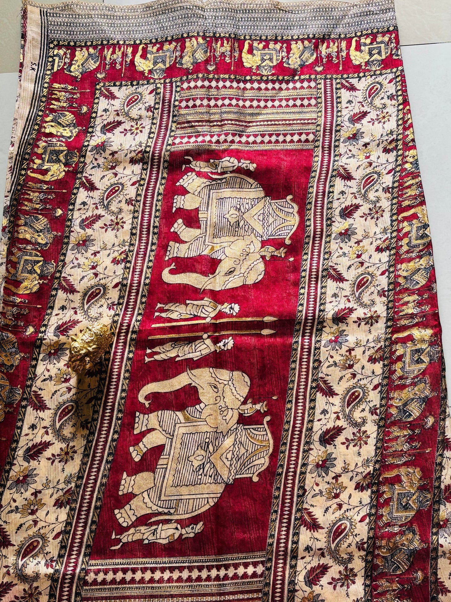 :  🌿 Coconut Thread Hand Crafted Saree